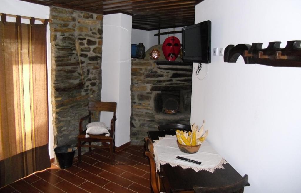 Casas de Campo Podence Macedo de Cavaleiros Quarto foto